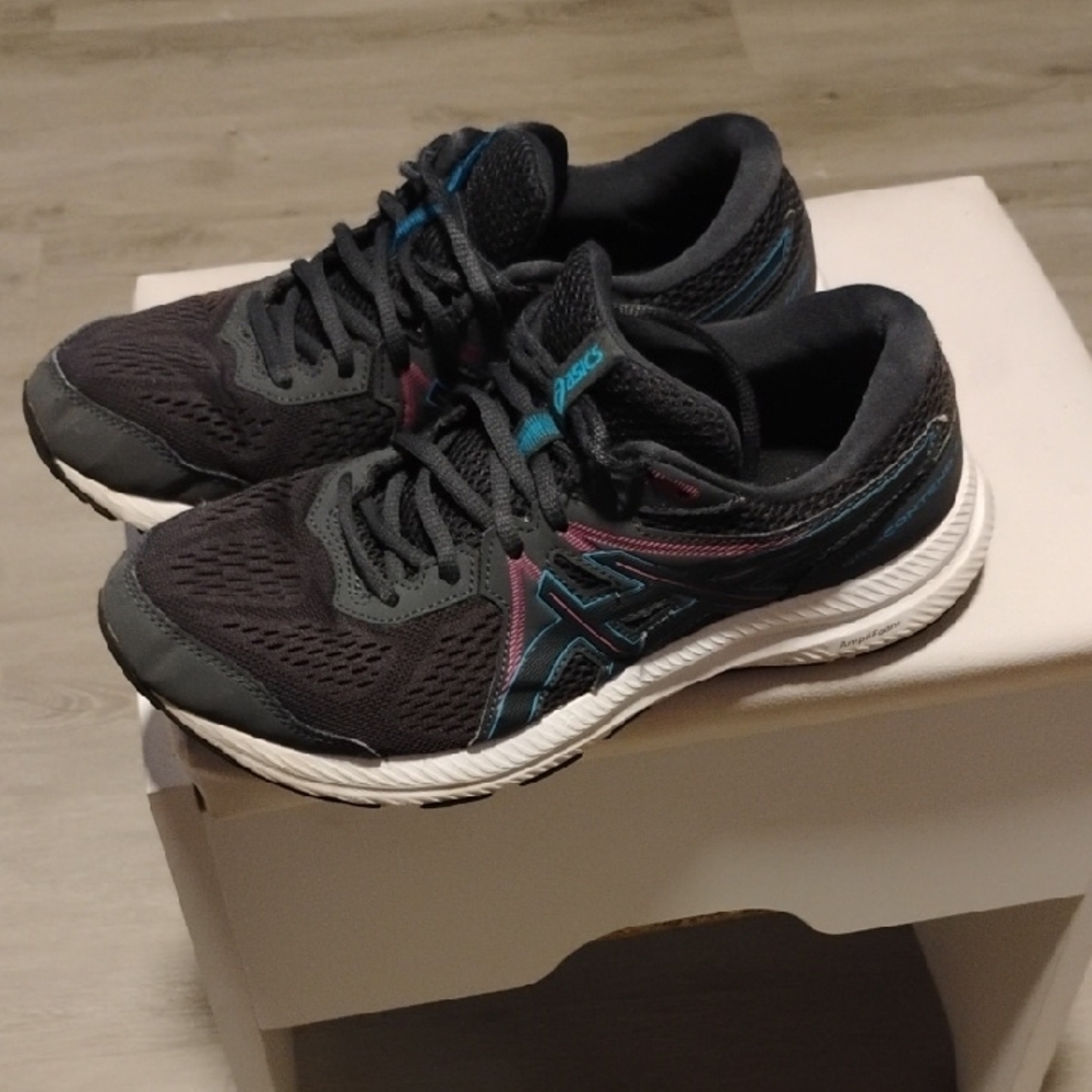 Asics Women's Black Gray Purple Athletic Shoes with Blue Accents - Picture 7 of 7